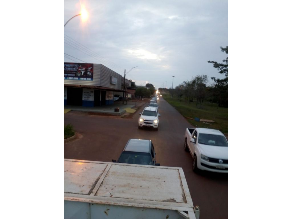 Líderes do movimento pró BOLSONARO da zona da mata realiza carreata em Rolim de Moura e  faz nota de esclarecimento.