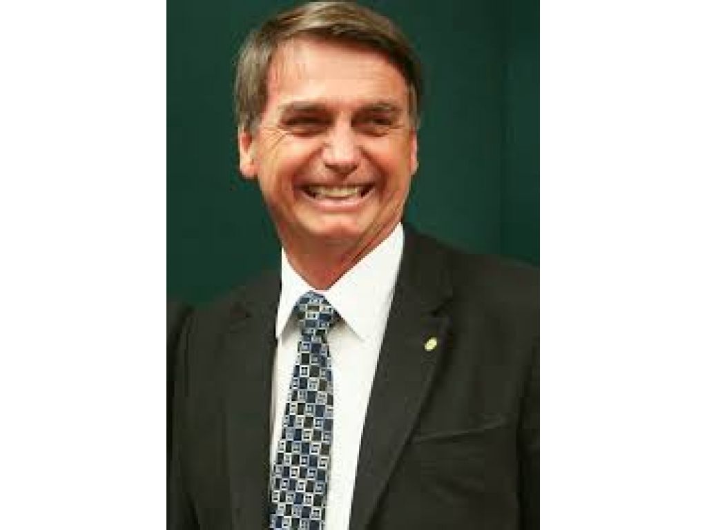 O DÓLAR DESPENCA APÓS RESULTADO DO IBOPE INDICAR QUE BOLSONARO SUBIU 4 PONTOS PERCENTUAL