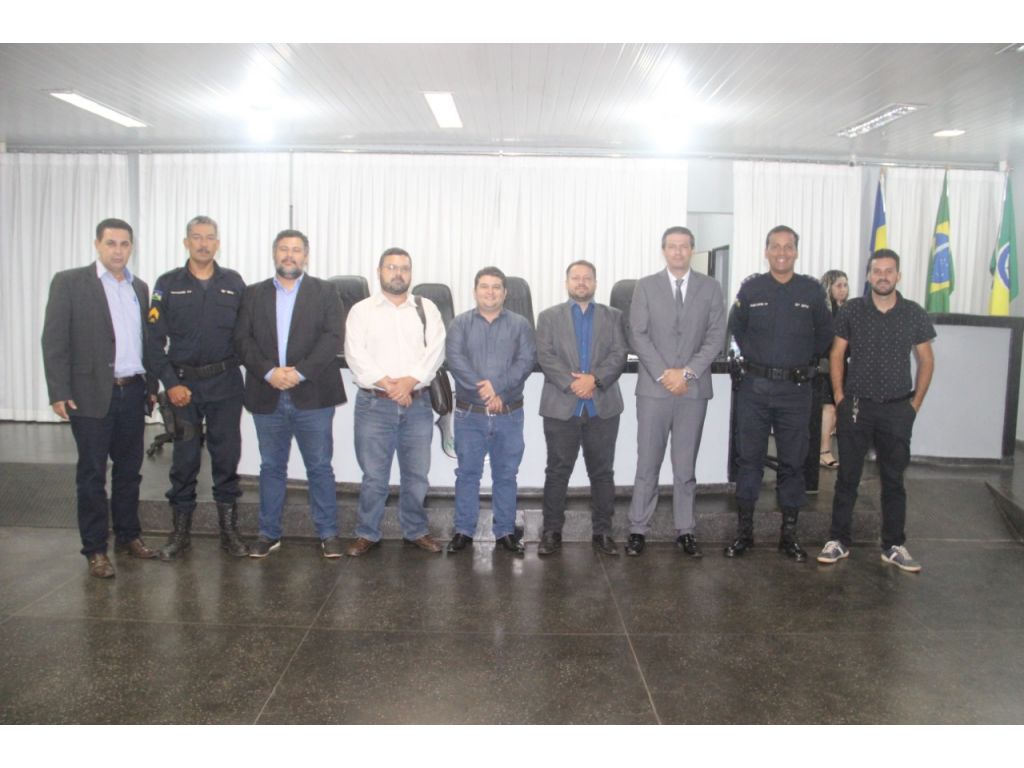Morador de Rolim de Moura cobra segurança pública em audiência pública.