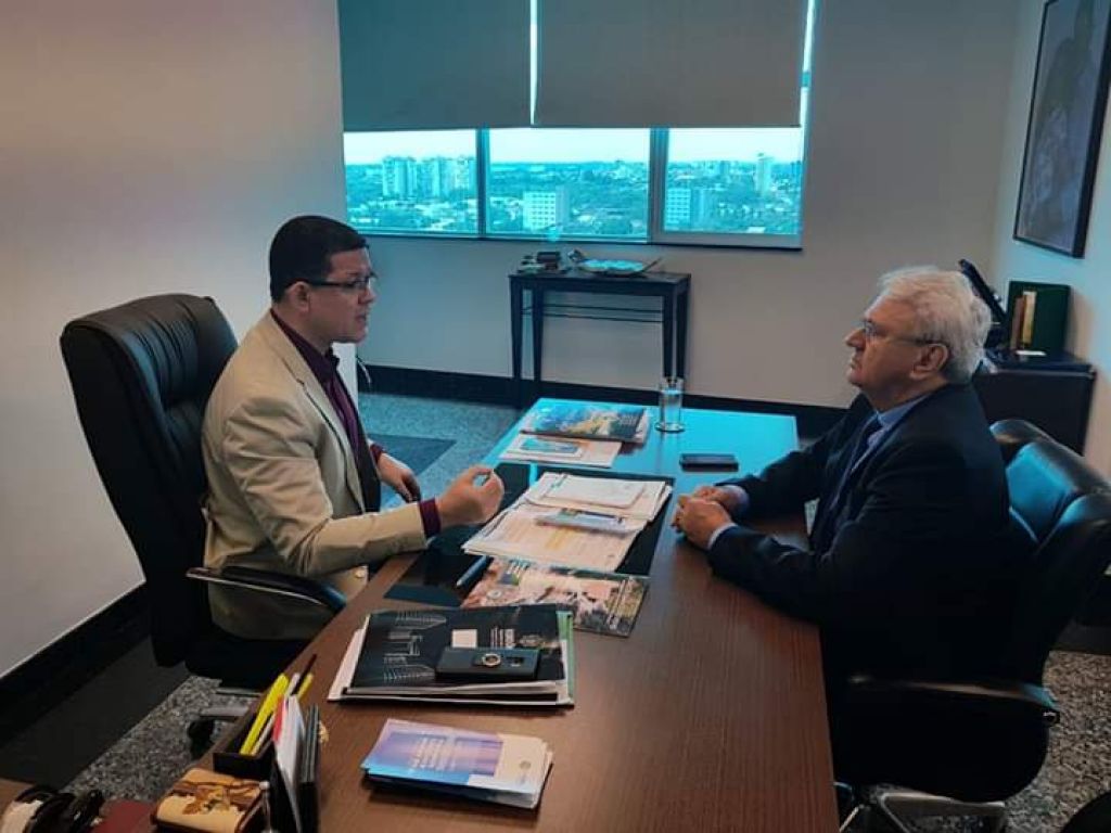 O GOVERNO DE RONDÔNIA MARCOS ROCHA E SEU VICE ZÉ JODAN EM REUNIÃO REFORÇANDO A AGENDA PELO ESTADO