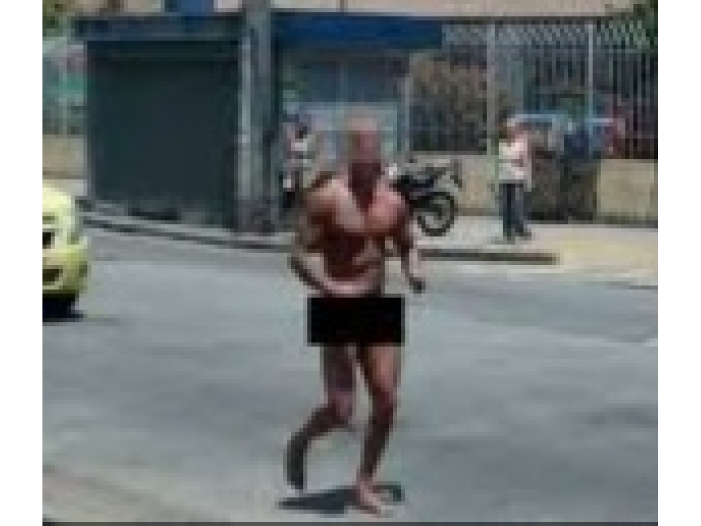 ATENÇÃO: Tarado e visto tentando assediar crianças no bairro Belmonte em Cascavel