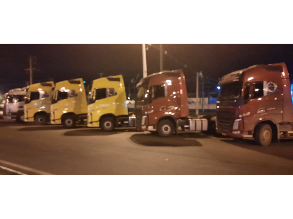 ATENÇÃO: Os caminhoneiros do Brasil segue sua paralisação pela democracia e no estado de Rondônia não é diferente